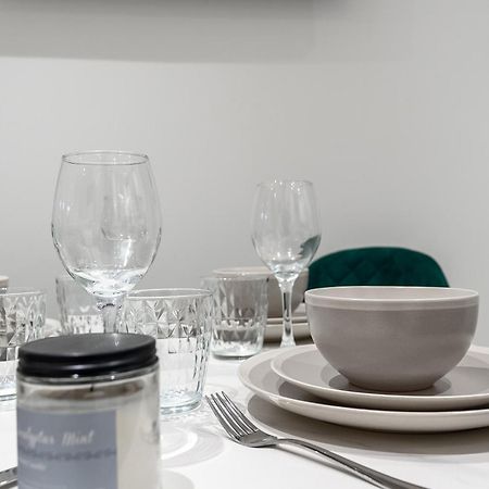 Beautiful Flat Near Central London - Entire Flat - Equipped Kitchen - Private Bathroom Екстер'єр фото