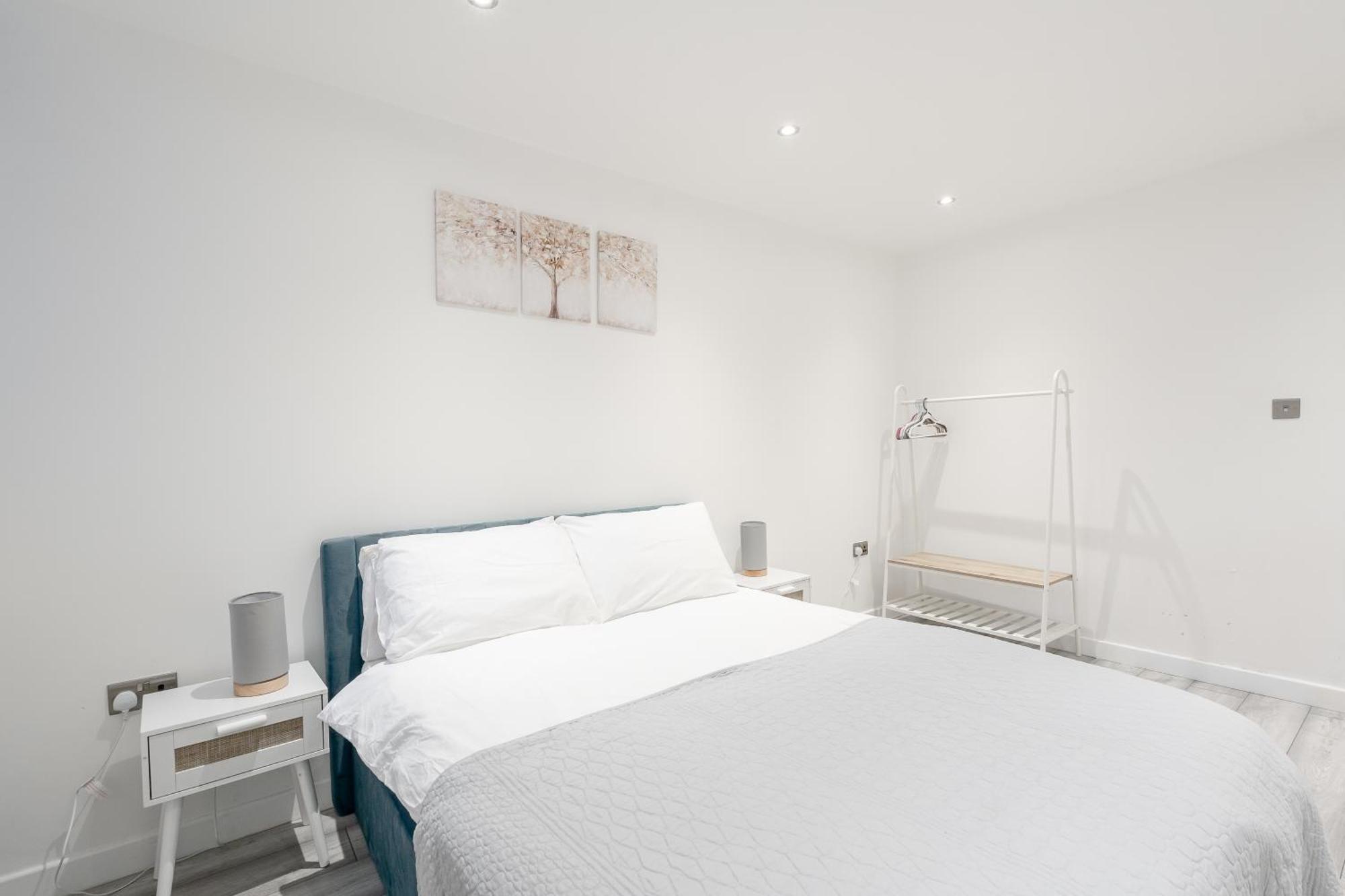 Beautiful Flat Near Central London - Entire Flat - Equipped Kitchen - Private Bathroom Екстер'єр фото