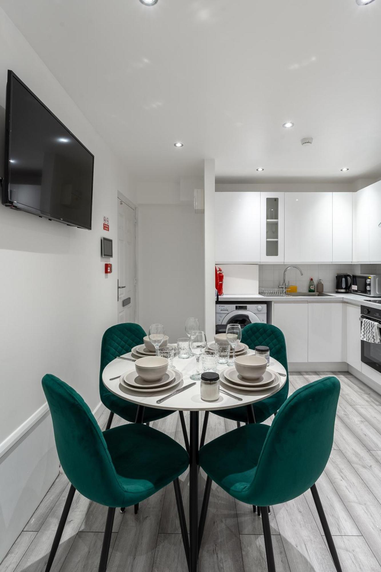 Beautiful Flat Near Central London - Entire Flat - Equipped Kitchen - Private Bathroom Екстер'єр фото