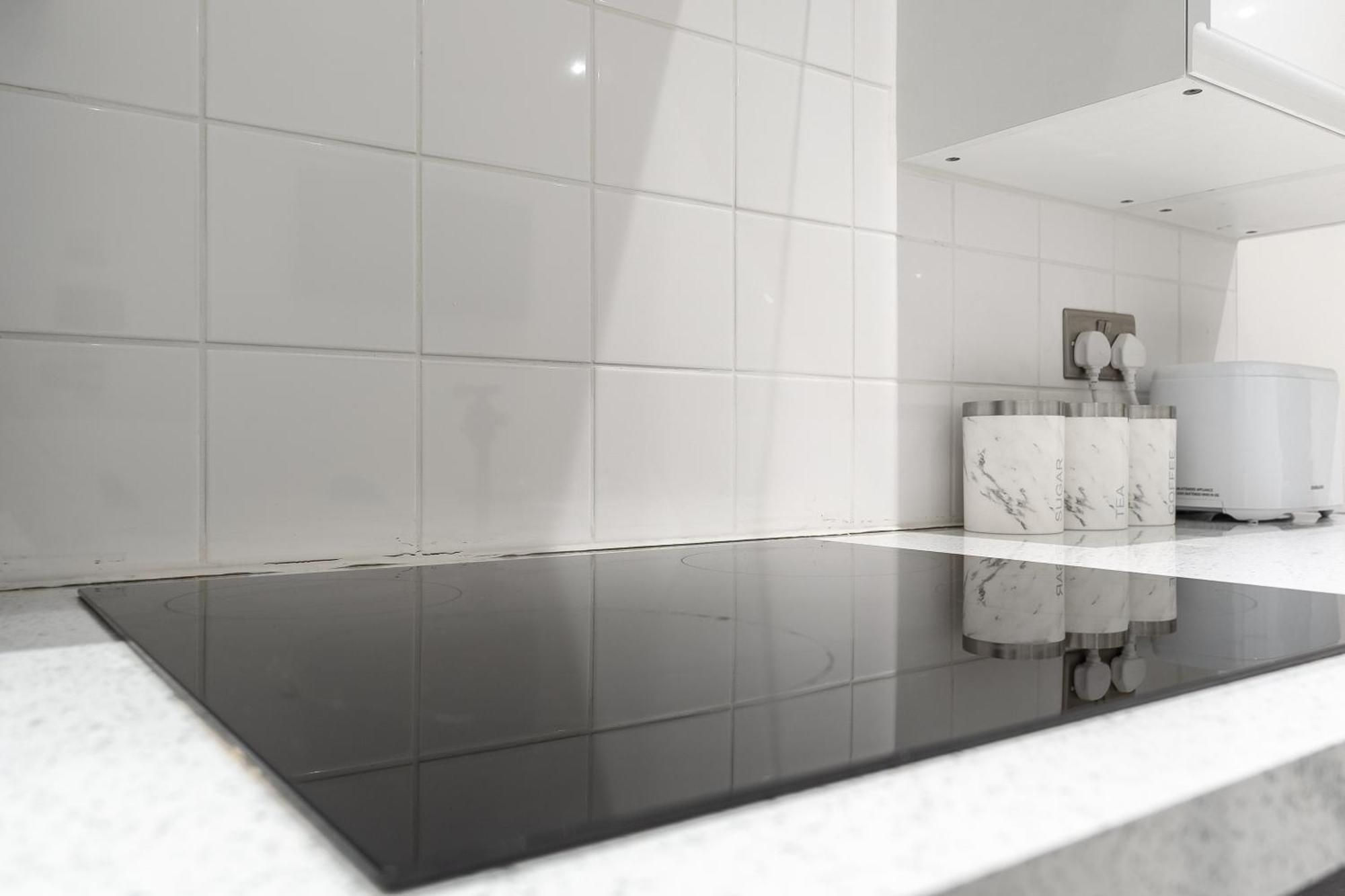 Beautiful Flat Near Central London - Entire Flat - Equipped Kitchen - Private Bathroom Екстер'єр фото