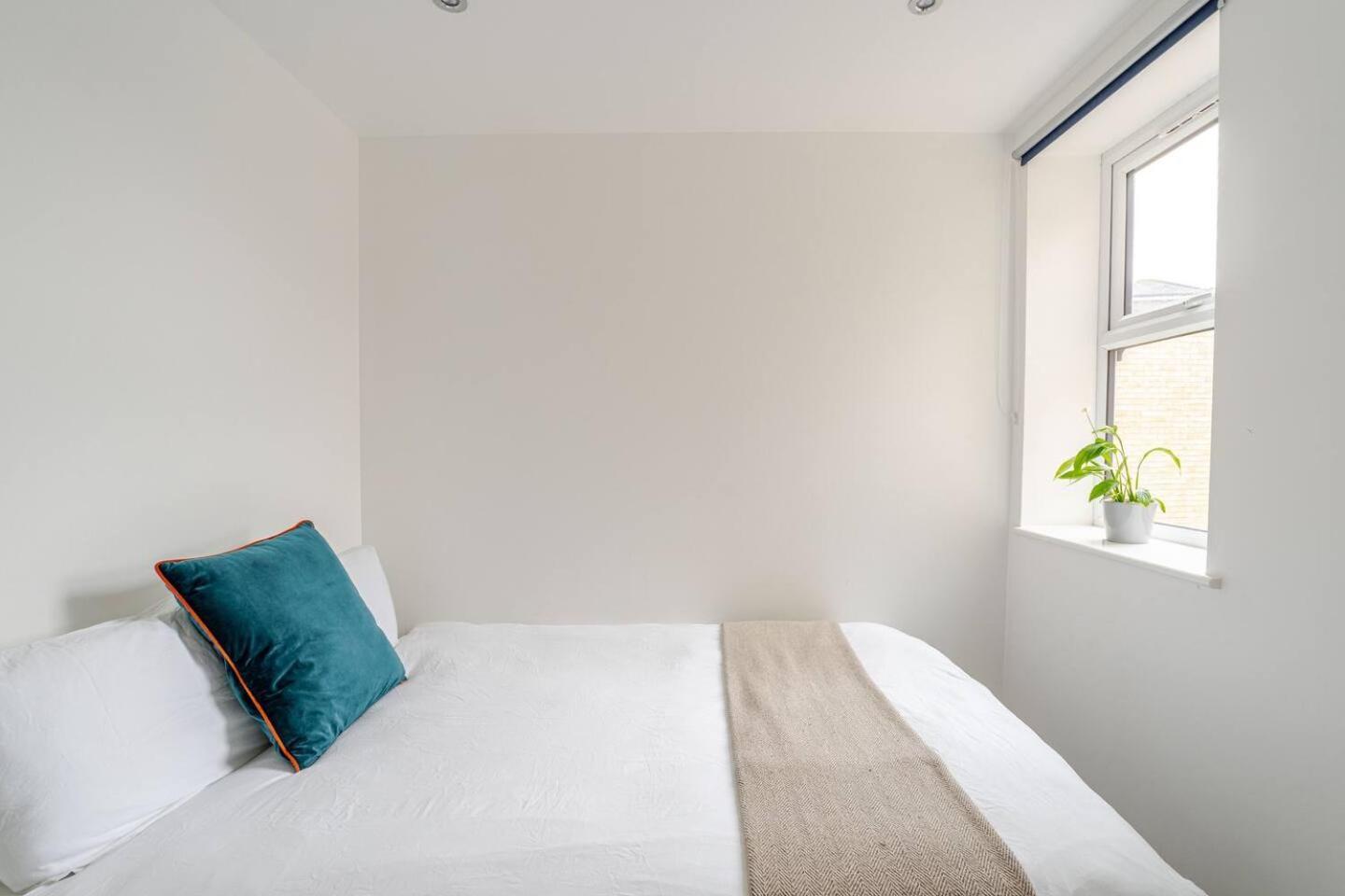 Beautiful Flat Near Central London - Entire Flat - Equipped Kitchen - Private Bathroom Екстер'єр фото