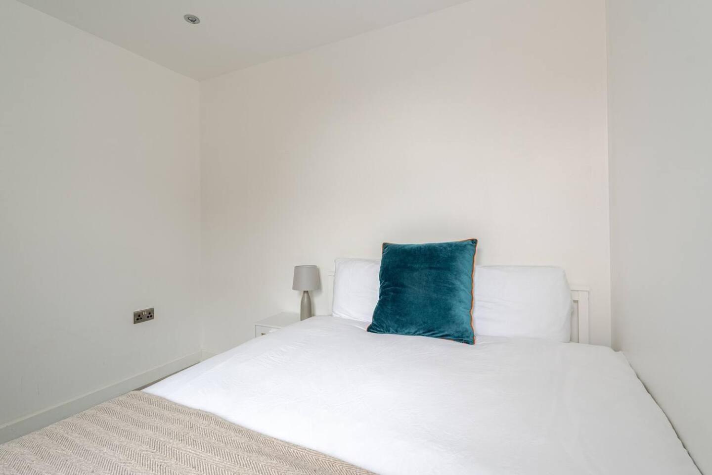 Beautiful Flat Near Central London - Entire Flat - Equipped Kitchen - Private Bathroom Екстер'єр фото