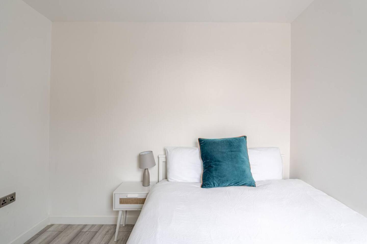 Beautiful Flat Near Central London - Entire Flat - Equipped Kitchen - Private Bathroom Екстер'єр фото