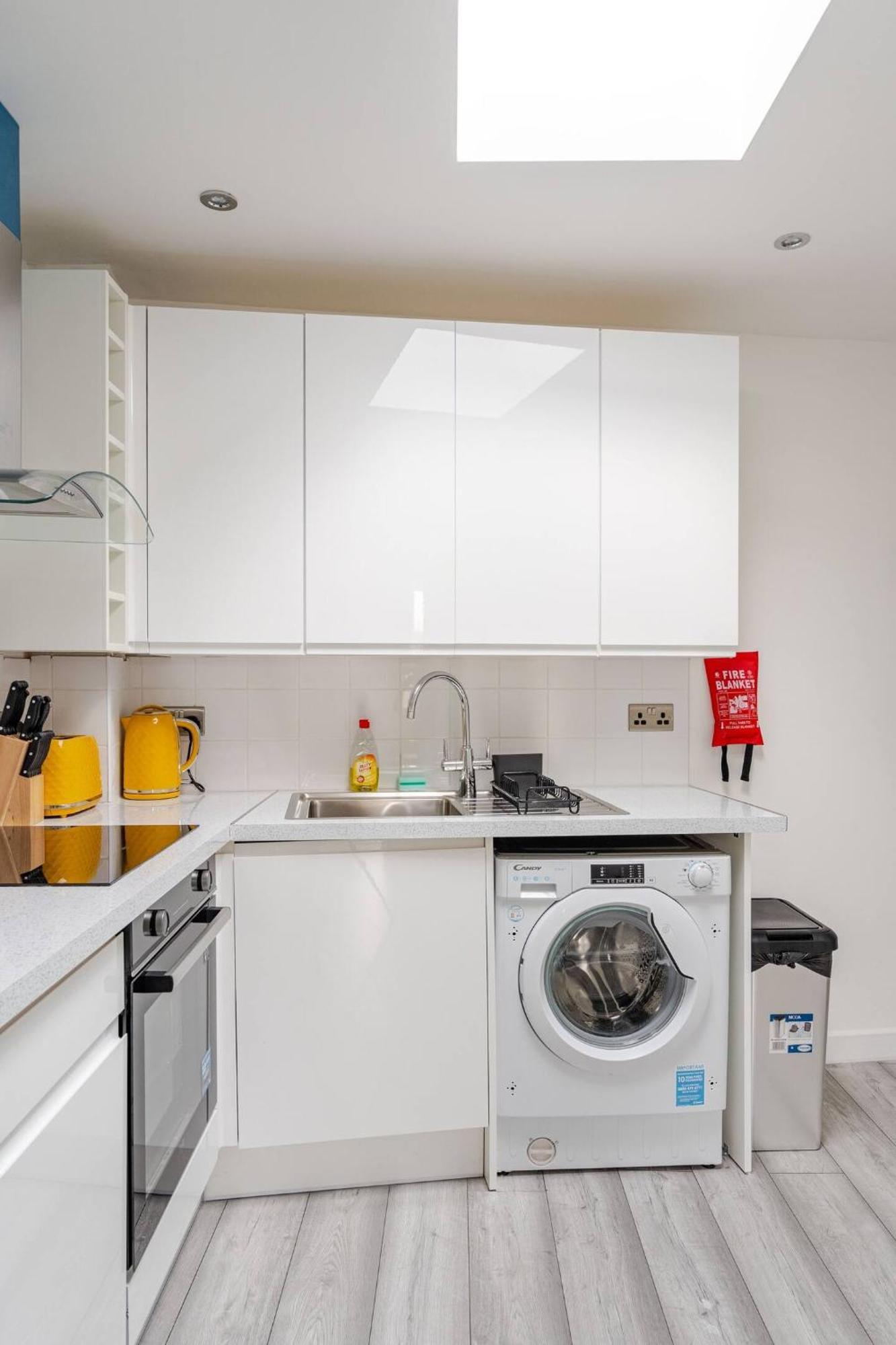 Beautiful Flat Near Central London - Entire Flat - Equipped Kitchen - Private Bathroom Екстер'єр фото